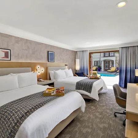 Best Western Plus Sunset Plaza Hotel-2